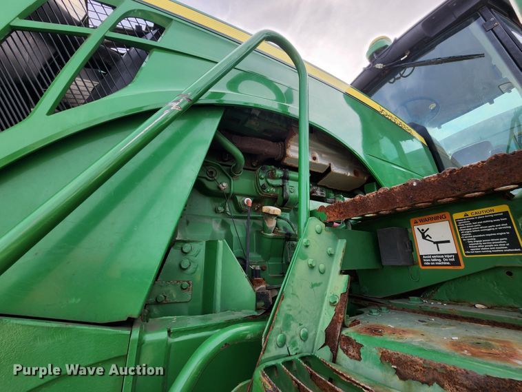 image for item KH9329 2014 John Deere 4940  applicator