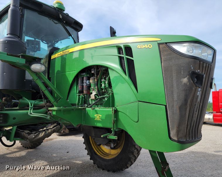image for item KH9329 2014 John Deere 4940  applicator