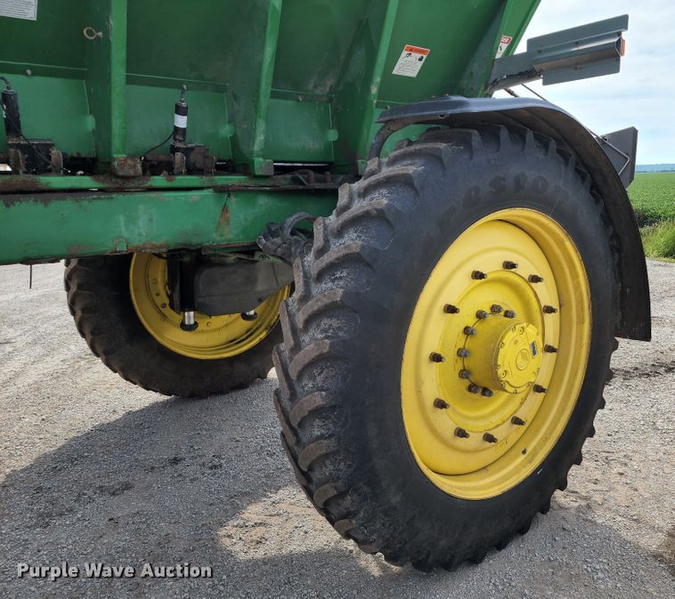 image for item KH9329 2014 John Deere 4940  applicator