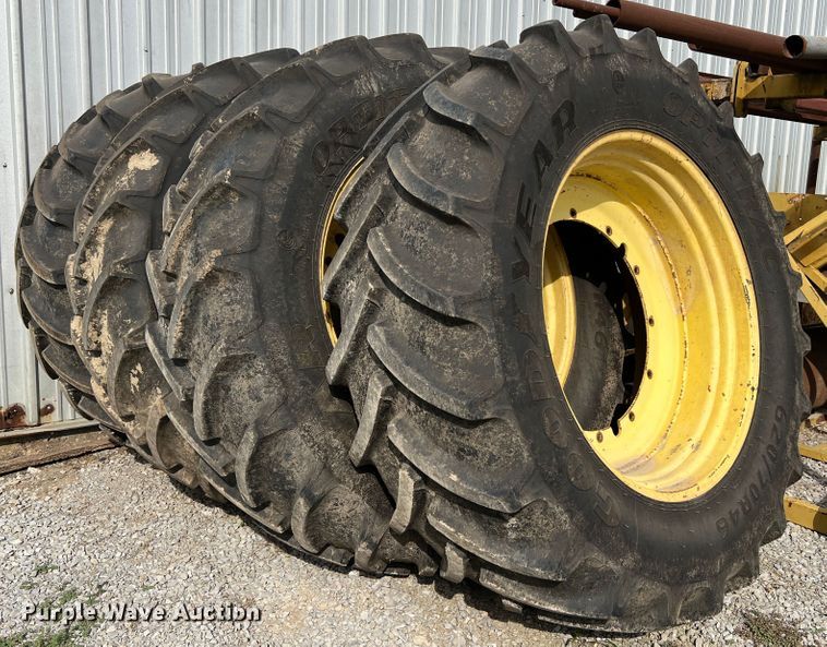 image for item KH9329 2014 John Deere 4940  applicator