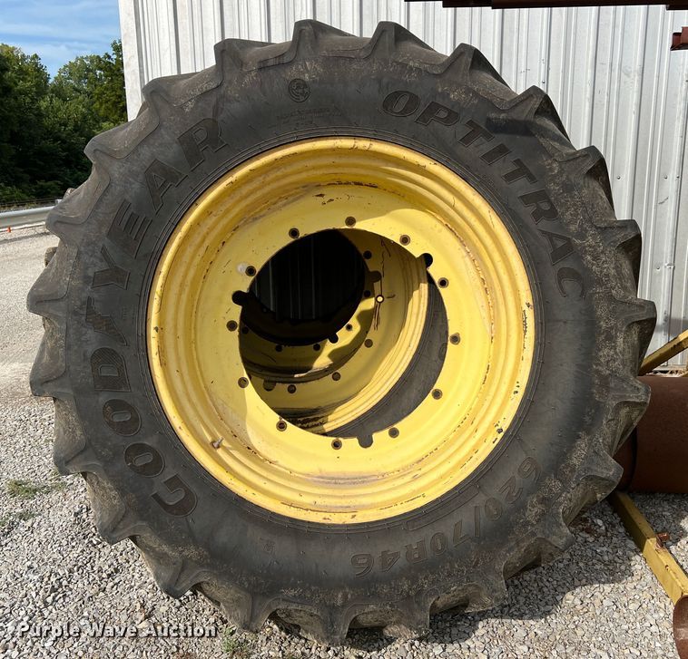 image for item KH9329 2014 John Deere 4940  applicator