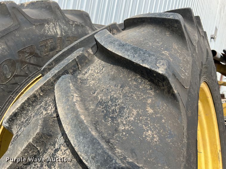 image for item KH9329 2014 John Deere 4940  applicator