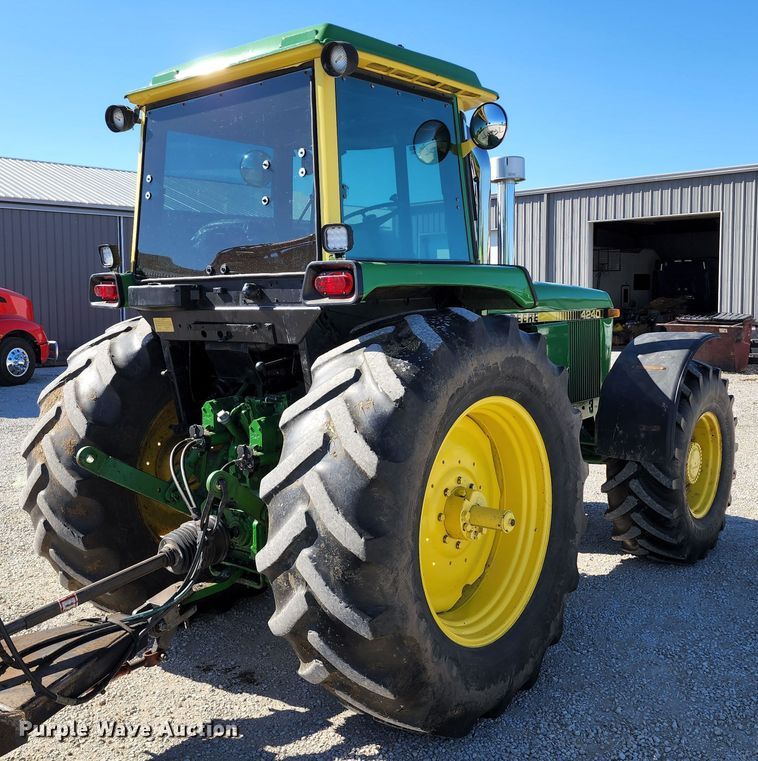 image for item KH9338 John Deere 4240  MFWD tractor