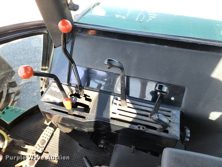 image for item KH9338 John Deere 4240  MFWD tractor