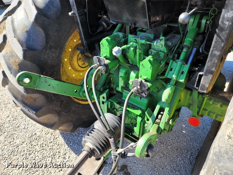 image for item KH9338 John Deere 4240  MFWD tractor