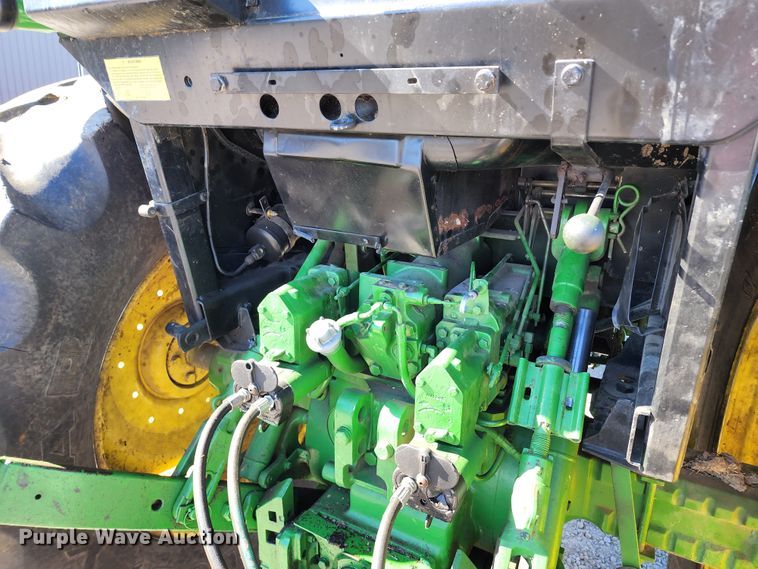 image for item KH9338 John Deere 4240  MFWD tractor