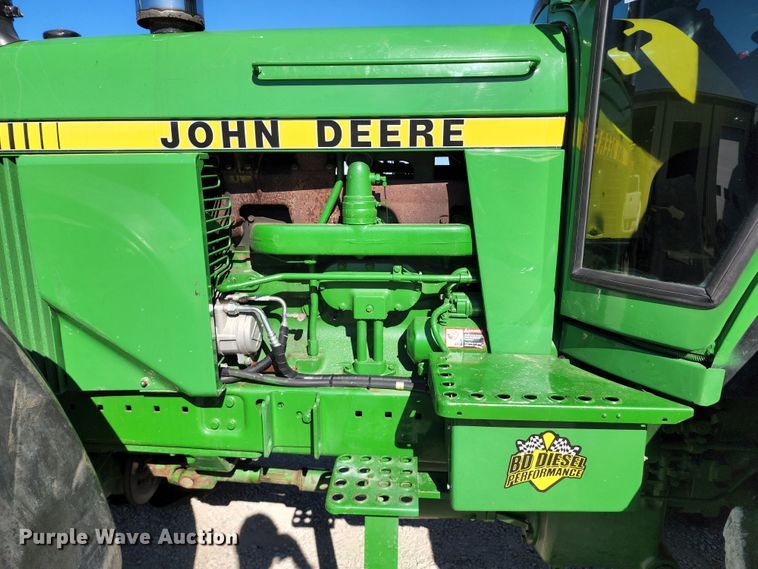 image for item KH9338 John Deere 4240  MFWD tractor