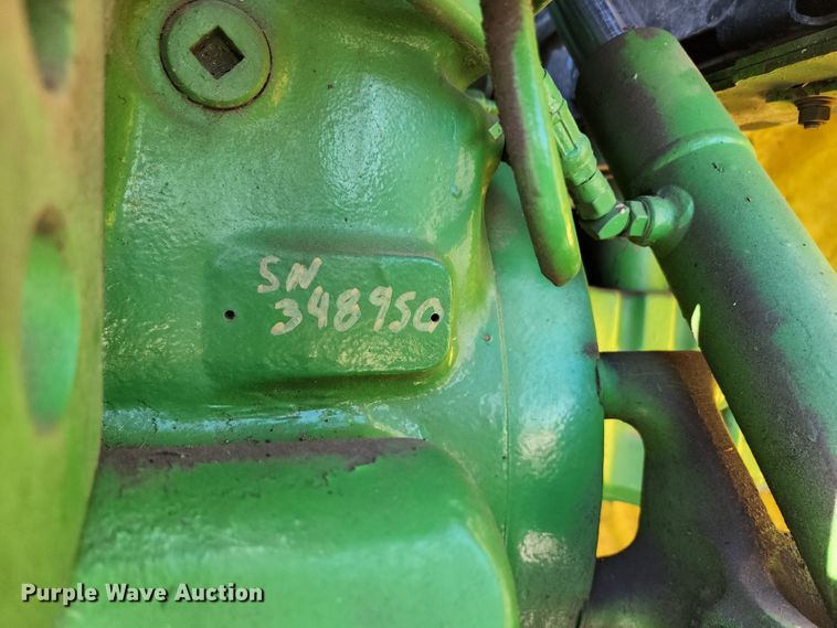 image for item KH9338 John Deere 4240  MFWD tractor