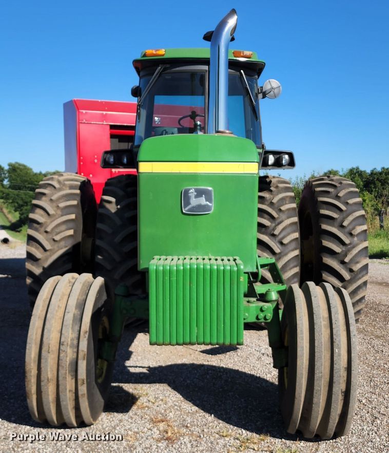 image for item KH9339 1978 John Deere 4640  tractor