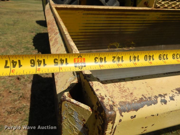 image for item KI9223 1981 John Deere 8640  4WD tractor