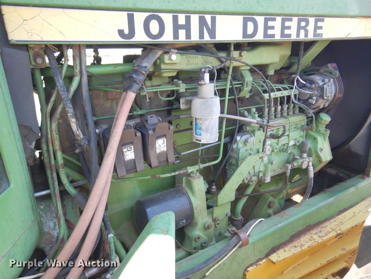 image for item KI9223 1981 John Deere 8640  4WD tractor