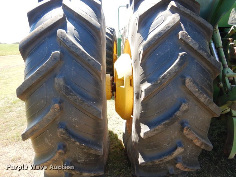 image for item KI9223 1981 John Deere 8640  4WD tractor