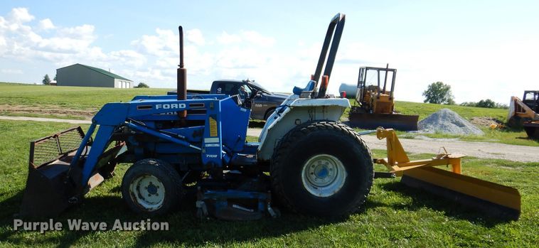 image for item KP9294 Ford 1920  MFWD tractor