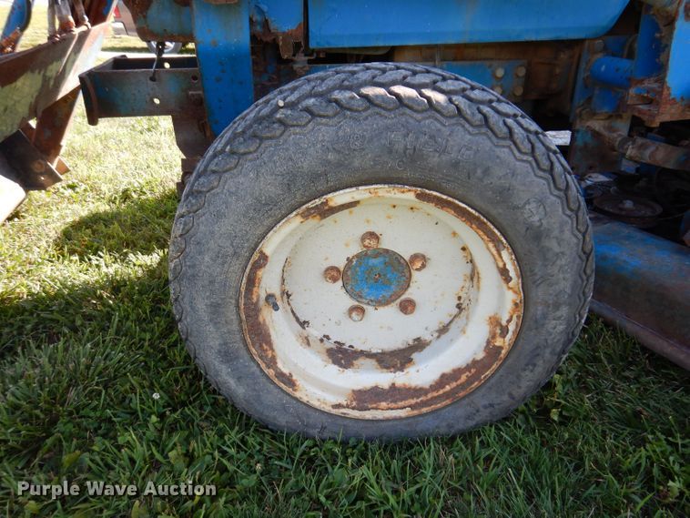 image for item KP9294 Ford 1920  MFWD tractor