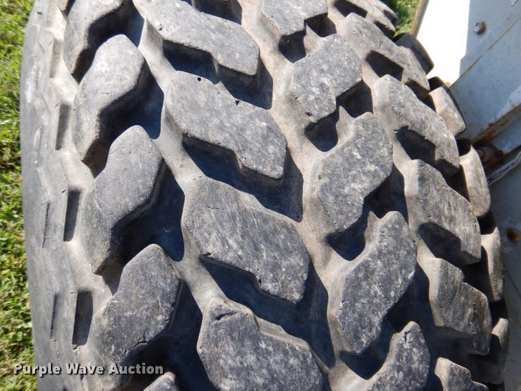 image for item KP9294 Ford 1920  MFWD tractor