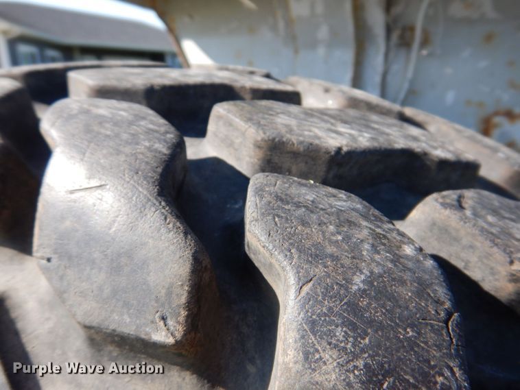 image for item KP9294 Ford 1920  MFWD tractor