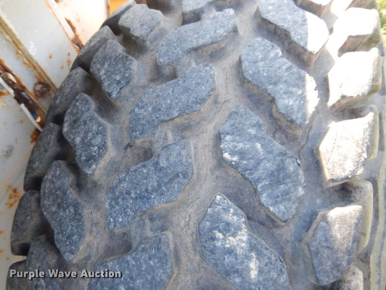 image for item KP9294 Ford 1920  MFWD tractor