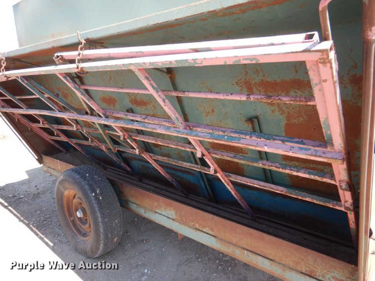 image for item LB9901 Creep feeder