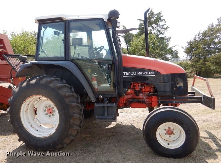 image for item LB9910 2000 New Holland TS100  tractor