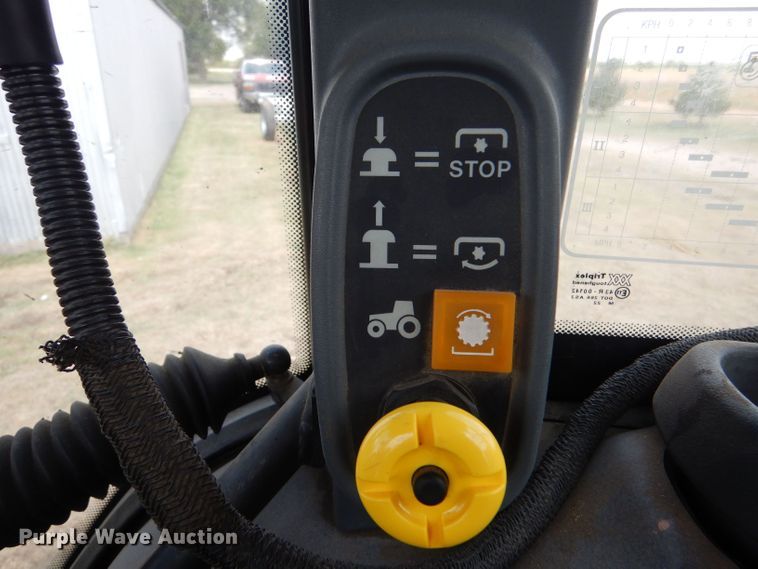 image for item LB9910 2000 New Holland TS100  tractor