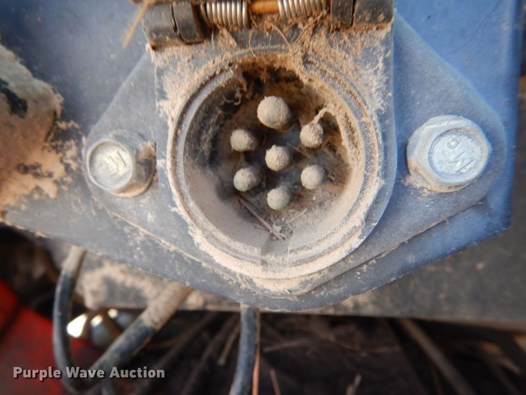 image for item LB9911 2000 New Holland TS100  tractor