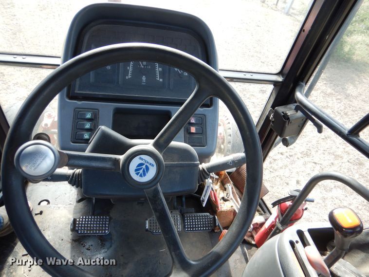 image for item LB9911 2000 New Holland TS100  tractor