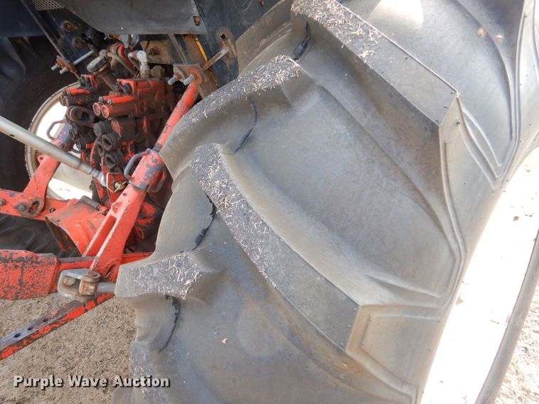 image for item LB9911 2000 New Holland TS100  tractor