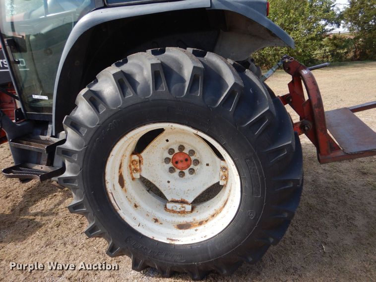 image for item LB9911 2000 New Holland TS100  tractor