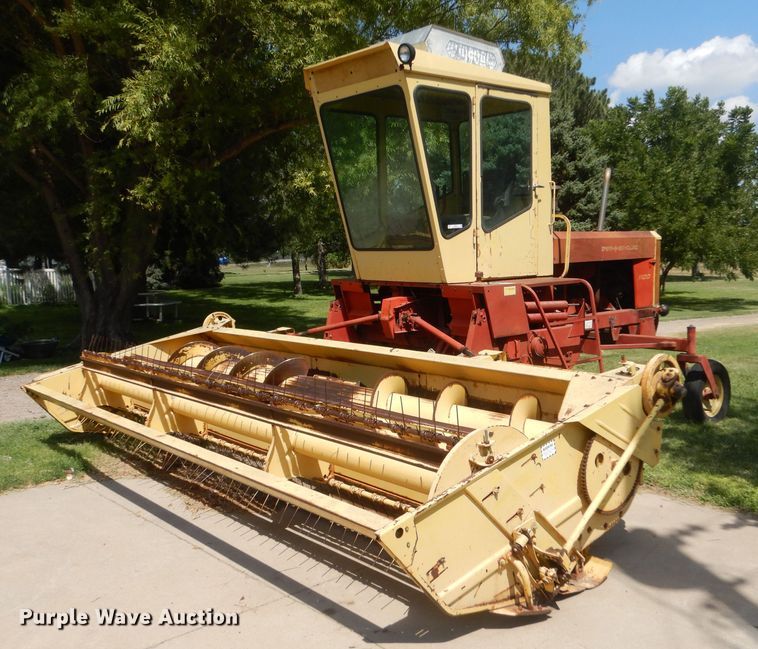 image for item LB9918 New Holland 1100  windrower