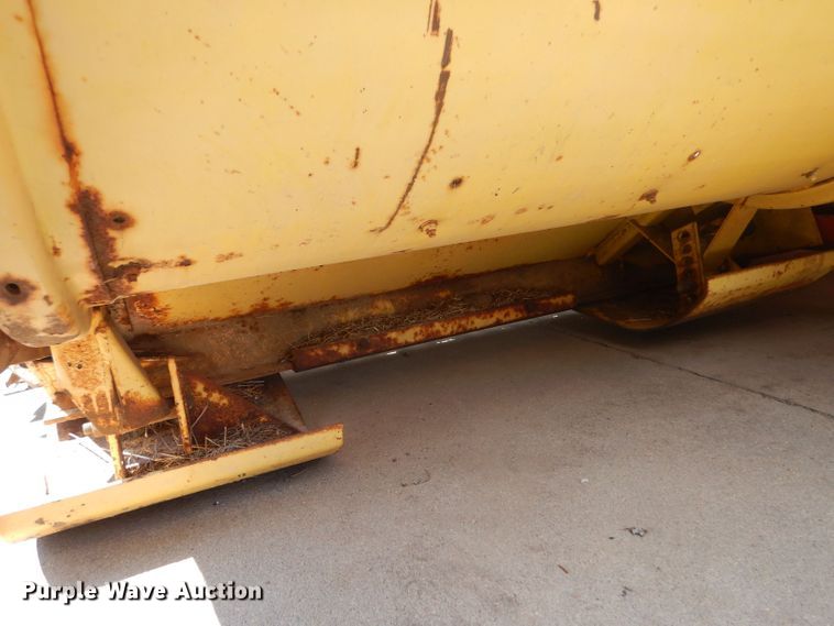 image for item LB9918 New Holland 1100  windrower