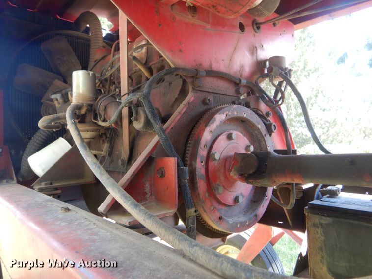 image for item LB9918 New Holland 1100  windrower