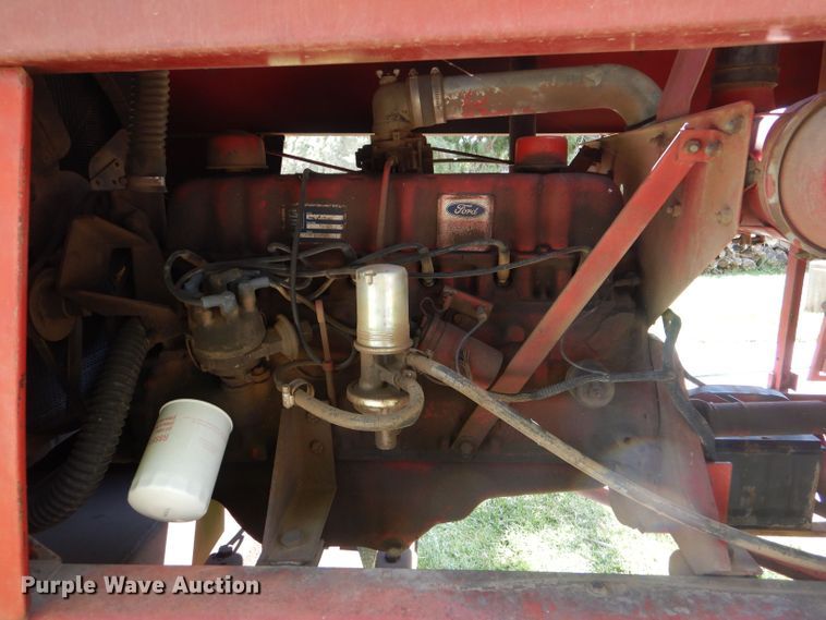 image for item LB9918 New Holland 1100  windrower