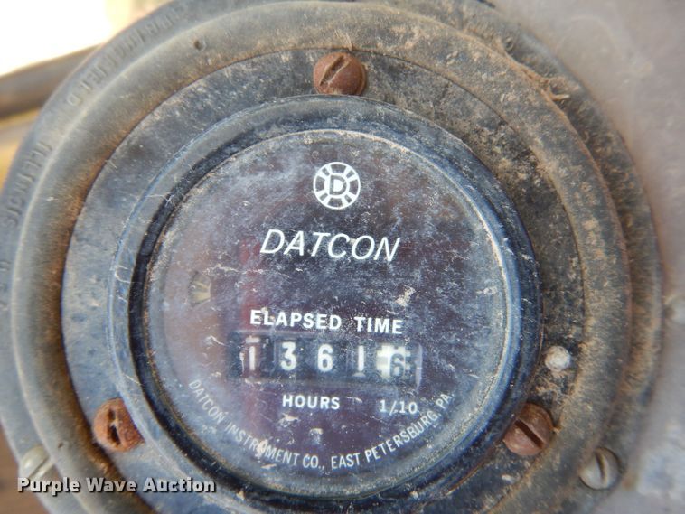 image for item LB9918 New Holland 1100  windrower