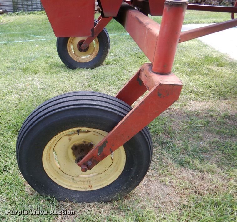 image for item LB9918 New Holland 1100  windrower