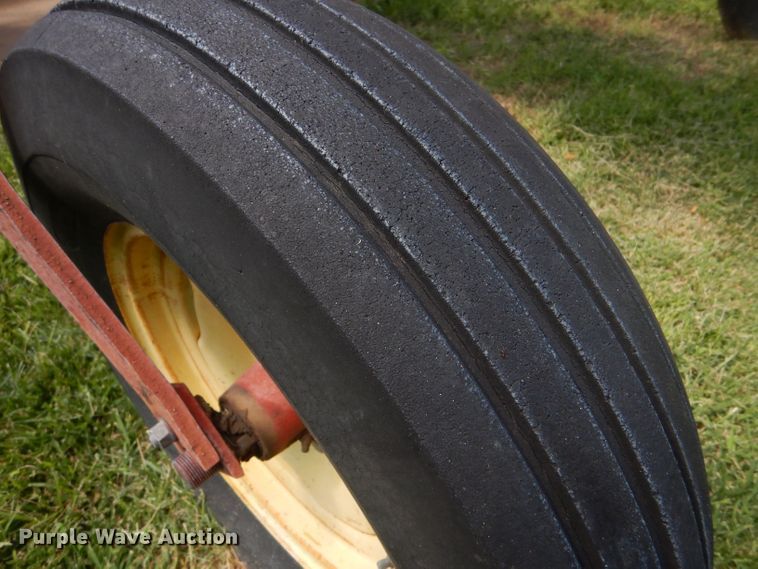 image for item LB9918 New Holland 1100  windrower