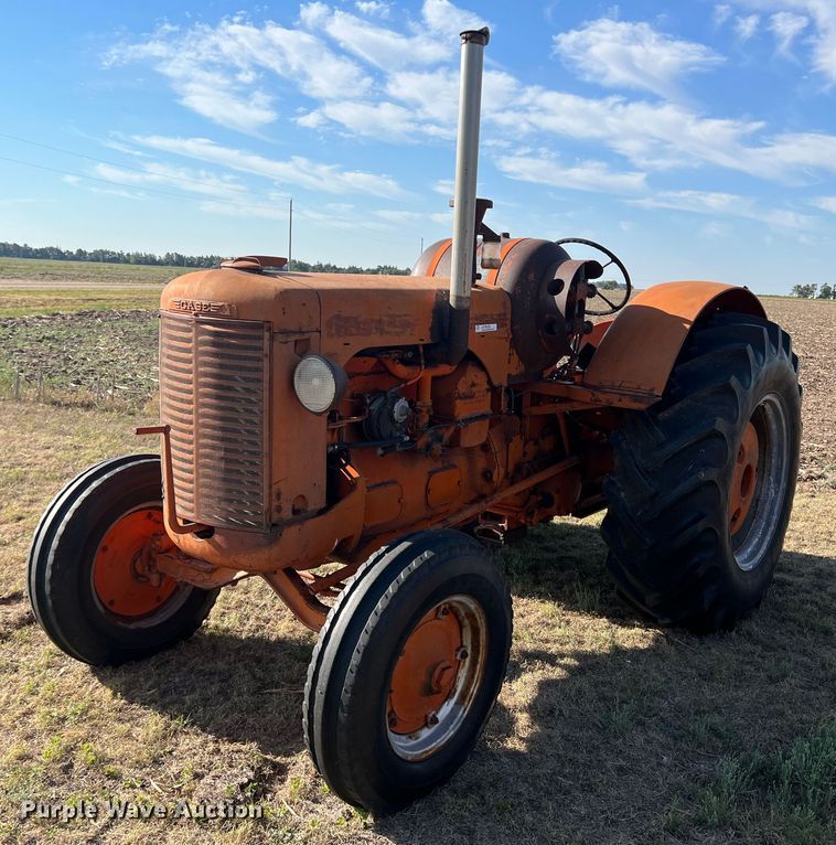 image for item LI9422 1952 Case LA  tractor