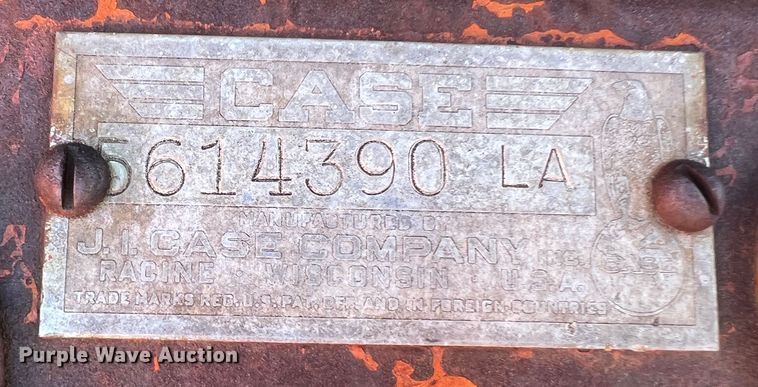 image for item LI9422 1952 Case LA  tractor