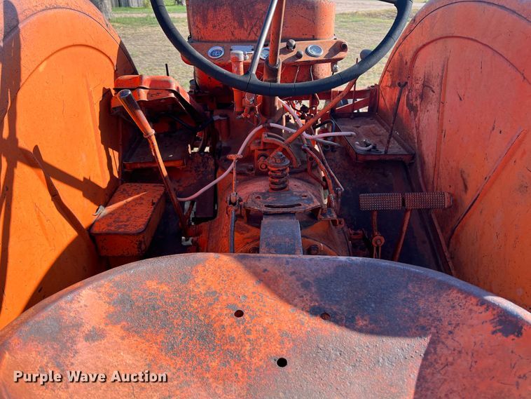 image for item LI9423 1954 Case 500  tractor