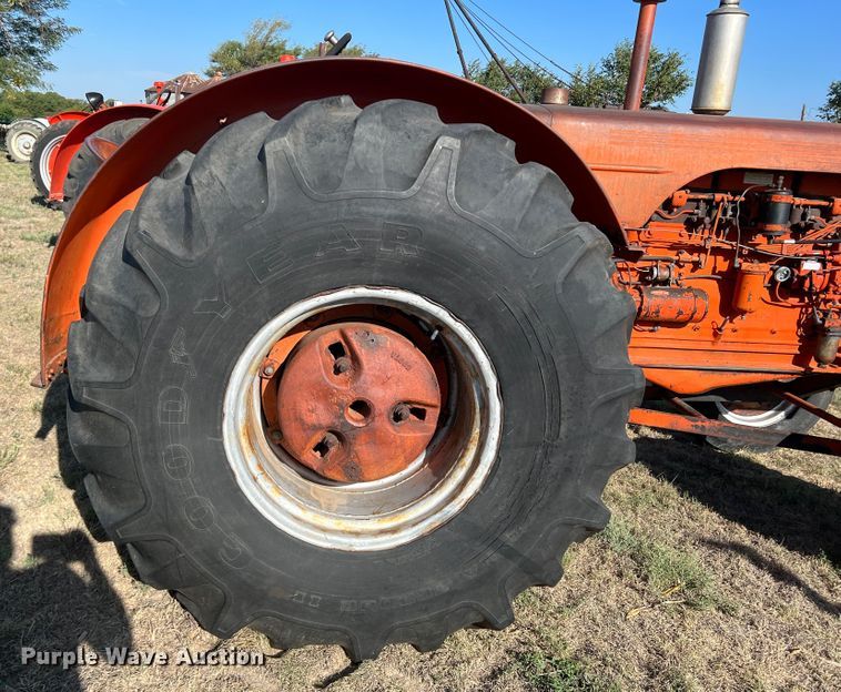 image for item LI9423 1954 Case 500  tractor