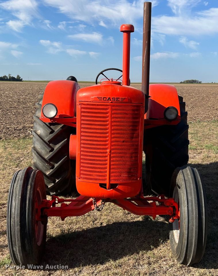 image for item LI9424 1949 Case LA  tractor