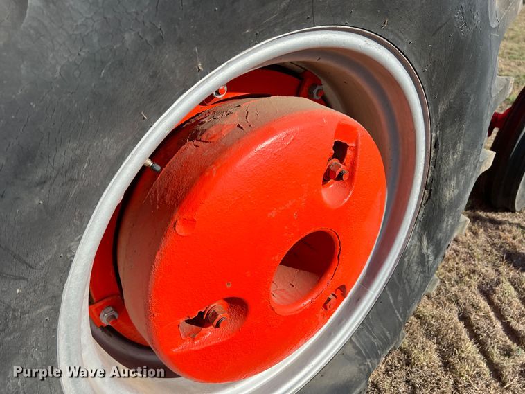 image for item LI9424 1949 Case LA  tractor