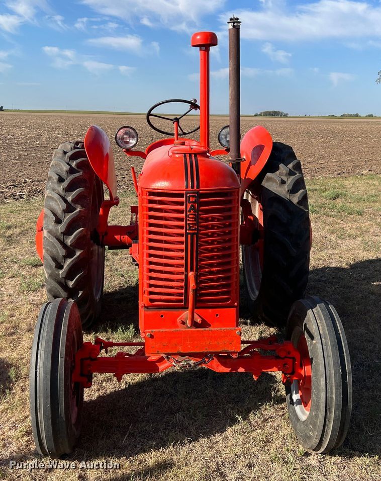 image for item LI9425 Case DC4  tractor