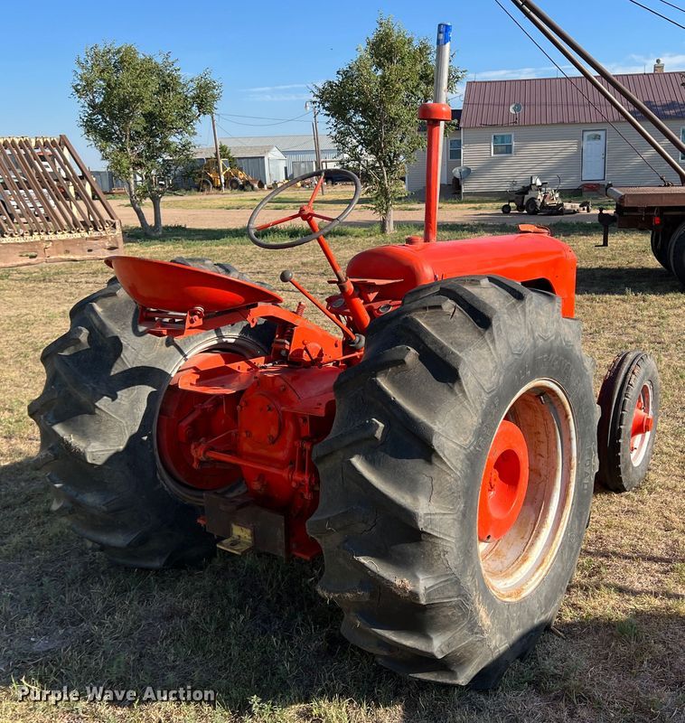 image for item LI9426 1945 Case DI  tractor