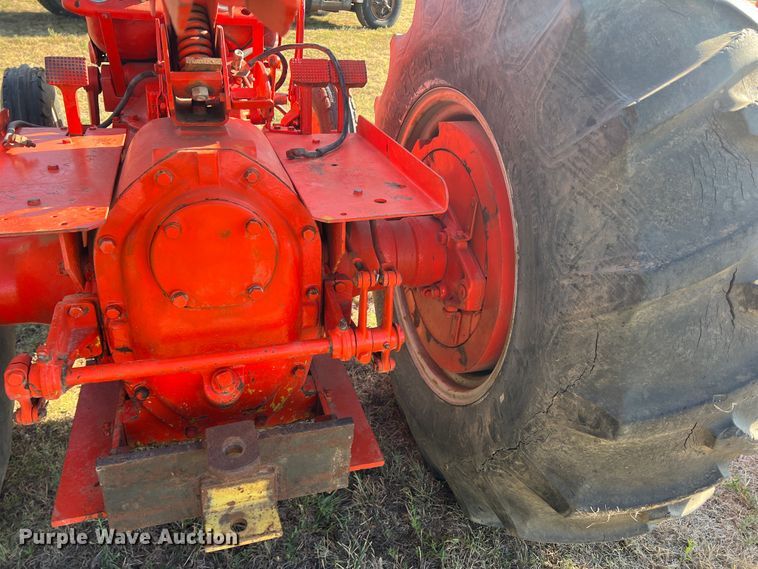 image for item LI9426 1945 Case DI  tractor