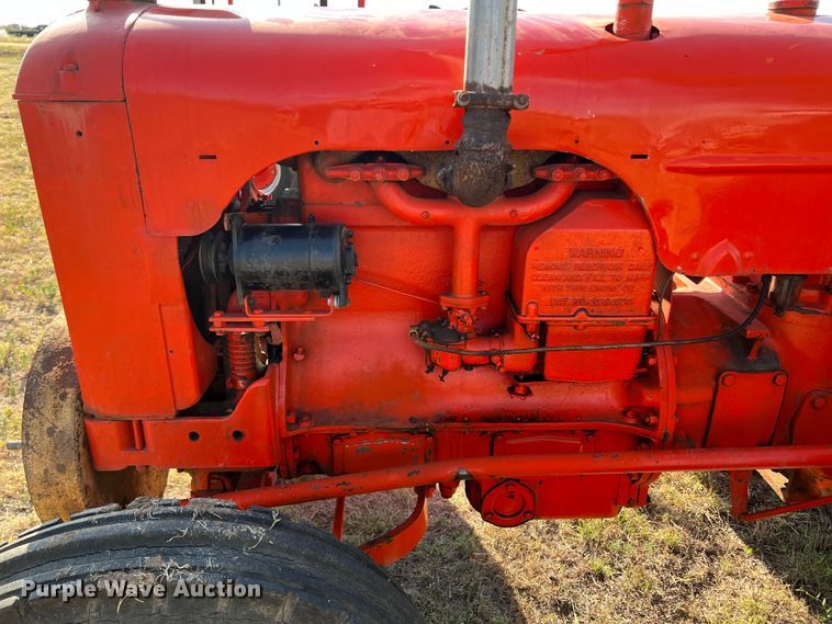 image for item LI9426 1945 Case DI  tractor