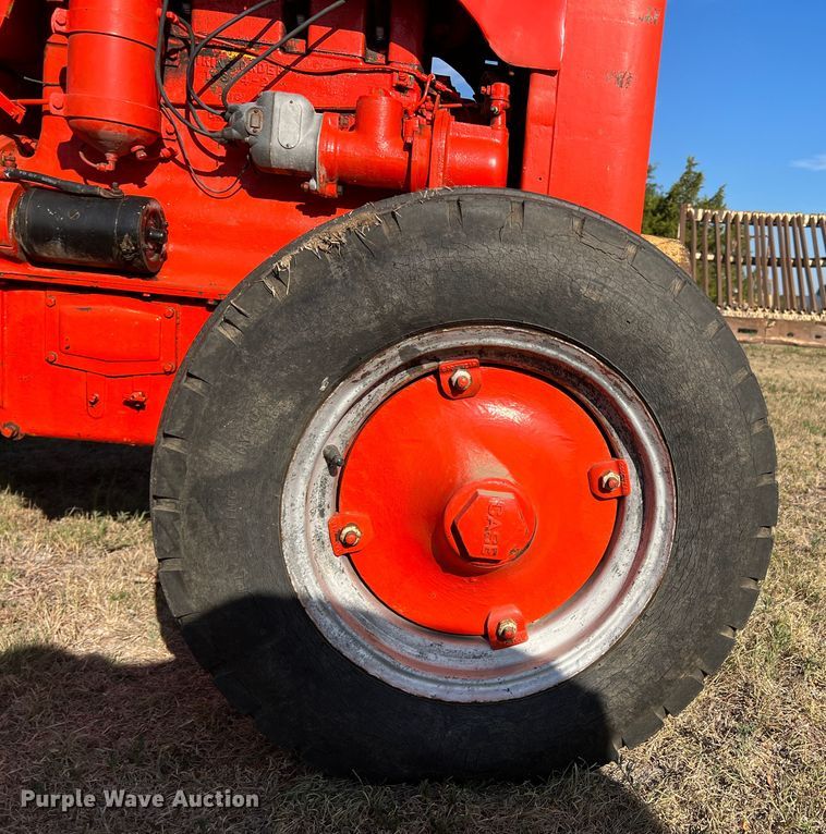 image for item LI9426 1945 Case DI  tractor
