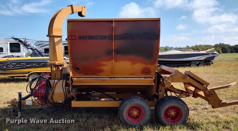 image for item LK9196 2019 HayBuster 2574  bale processor
