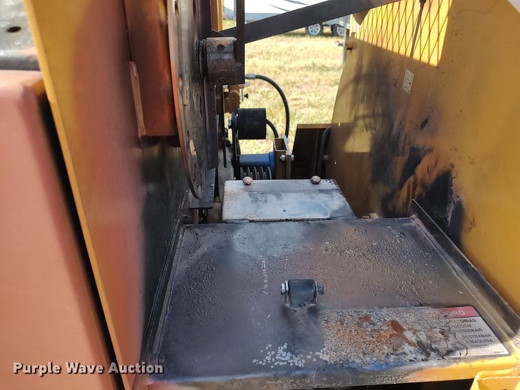 image for item LK9196 2019 HayBuster 2574  bale processor