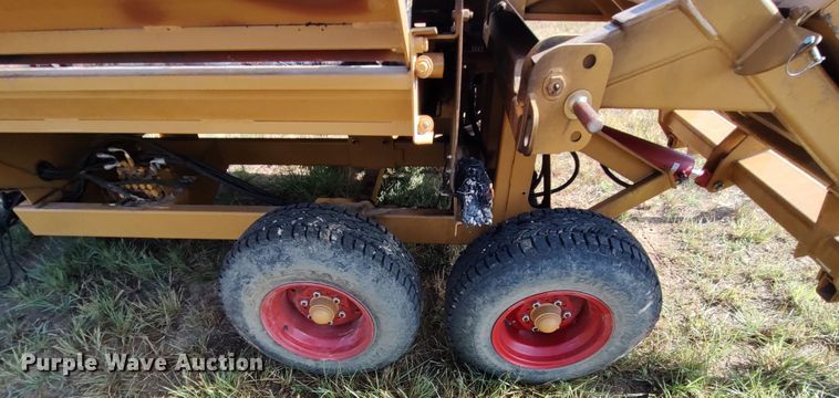 image for item LK9196 2019 HayBuster 2574  bale processor