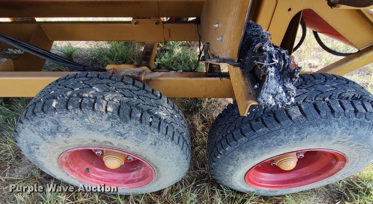 image for item LK9196 2019 HayBuster 2574  bale processor